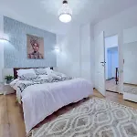 Saints & Sinners Romantic Jacuzzi * 부쿠레슈티