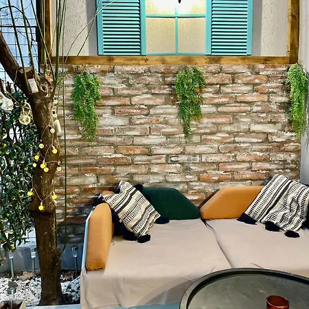 Saints & Sinners Romantic Jacuzzi Villa