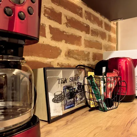 Saints & Sinners Romantic Jacuzzi Vilă *