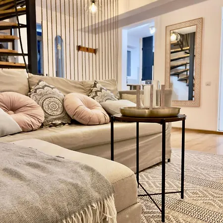 Vilă Saints & Sinners Romantic Jacuzzi