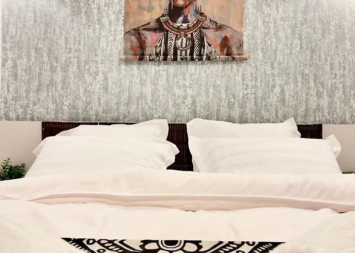 Saints & Sinners Romantic Jacuzzi *