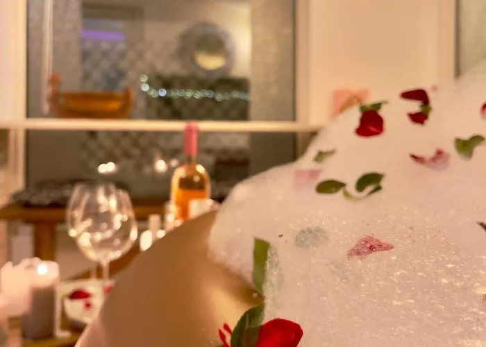 Saints & Sinners Romantic Jacuzzi Villa