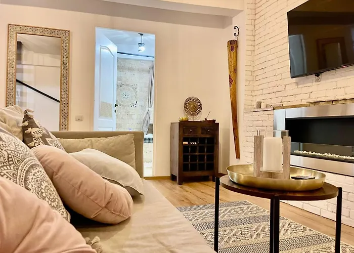 Villa Saints & Sinners Romantic Jacuzzi